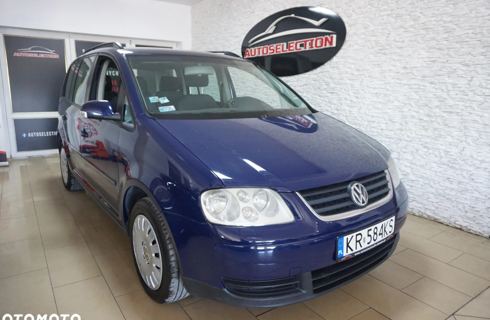 Volkswagen Touran cena 11900 przebieg: 326397, rok produkcji 2005 z Rzeszów małe 352